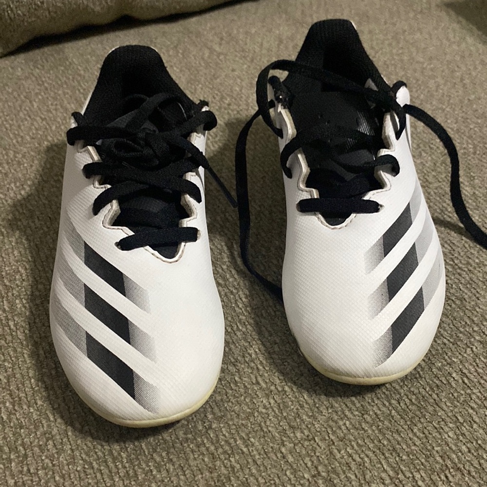 White Adidas Boy’s Soccer Cleats